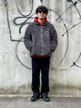 パーカーを使った 赤 のメンズ人気ファッションコーディネート Wear