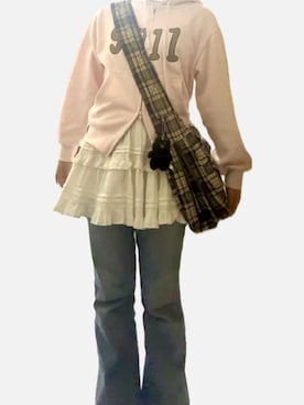 「common gull products.（コモンガルプロダクツ）のアイテム」を使った、卵かけご飯さん（レディース・165cm）の春コーディネート