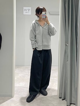 「アイテム（パーカー）」を使った、ヒカリさん（レディース・167cm・20代）の秋コーディネート