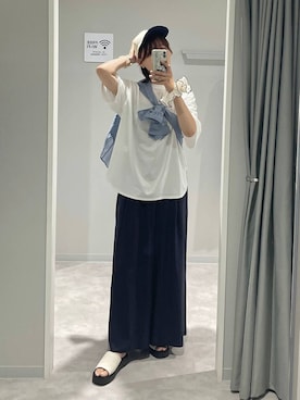 「アイテム（シュシュ）」を使った、ヒカリさん（レディース・167cm）の夏コーディネート
