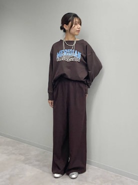 「アイテム（スウェット）」を使った、ヒカリさん（レディース・167cm・20代）の秋コーディネート