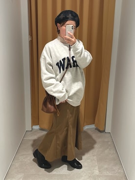 「Adoon plain（アドーンプレーン）のアイテム（スカート）」を使った、emiさん（レディース・153cm）の冬コーディネート