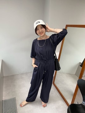 「ネイビー」｜「アイテム（サロペット/オーバーオール）」を使った、KOMORI_166cmさん（レディース・166cm）の夏コーディネート