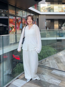 「SHENERY（シーナリー）の絡みレースシャツ×ビスチェSET（Tシャツ/カットソー、ホワイト系）」を使った、KOMORI_166cmさん（レディース・166cm）の春コーディネート