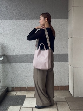 「russet（ラシット）のアイテム（トートバッグ）」を使った、sakamotoさん（レディース・160cm）の秋コーディネート