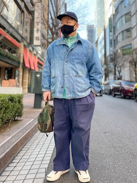「アイテム（スラックス、ブルー系）」を使った、SuGaKeNさん（メンズ・170cm）の冬コーディネート