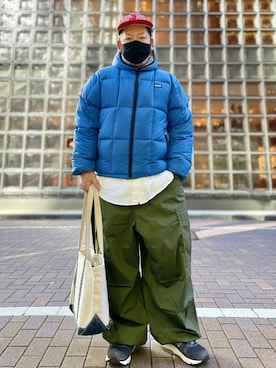 「アイテム（ダウンジャケット/コート、ブルー系）」を使った、SuGaKeNさん（メンズ・170cm）の冬コーディネート