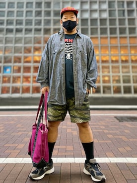 「アイテム（トートバッグ、パープル系）」を使った、SuGaKeNさん（メンズ・170cm）の秋コーディネート