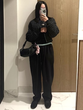 「& Other Storiesのアイテム（ジャケット/アウター、ブラック系）」を使った、𝘼𝙕𝙐𝙎𝘼さん（レディース・153cm）の春コーディネート