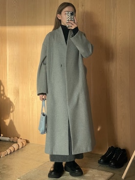 「モノトーンコーデ」｜「アイテム（ノーカラーコート）」を使った、𝘼𝙕𝙐𝙎𝘼さん（レディース・153cm）の冬コーディネート