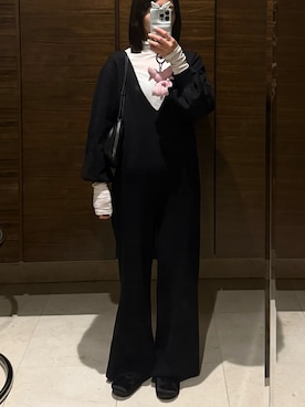 「アイテム（つなぎ/オールインワン）」を使った、𝘼𝙕𝙐𝙎𝘼さん（レディース・153cm）の秋コーディネート