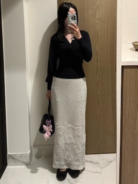 「Vネック」｜𝘼𝙕𝙐𝙎𝘼さん（レディース・153cm）の春コーディネート