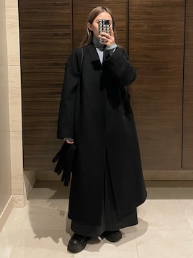 「オールブラック」｜「アイテム（ノーカラーコート）」を使った、𝘼𝙕𝙐𝙎𝘼さん（レディース・153cm）の冬コーディネート