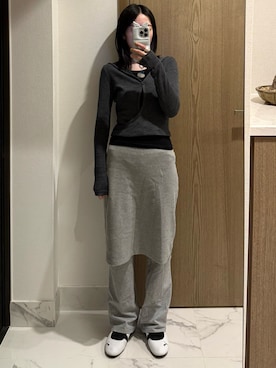 「zoe（ゾーイ）のアイテム（トップス、グレー系）」を使った、𝘼𝙕𝙐𝙎𝘼さん（レディース・153cm）の春コーディネート