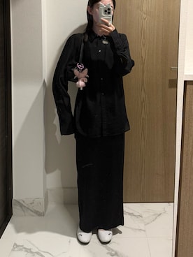 「& Other Storiesのアイテム（トップス、ブラック系）」を使った、𝘼𝙕𝙐𝙎𝘼さん（レディース・153cm）の春コーディネート