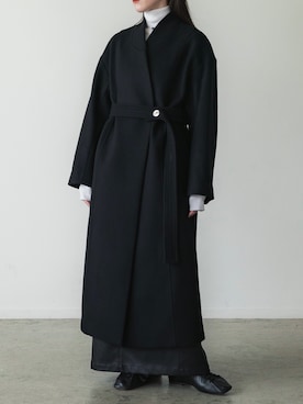 「オールブラック」｜「アイテム（ノーカラーコート）」を使った、𝘼𝙕𝙐𝙎𝘼さん（レディース・153cm）の秋コーディネート