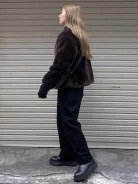 「DRIES VAN NOTEN（ドリスヴァンノッテン）のアイテム（バッグ）」を使った、𝘼𝙕𝙐𝙎𝘼さん（レディース・153cm）の冬コーディネート