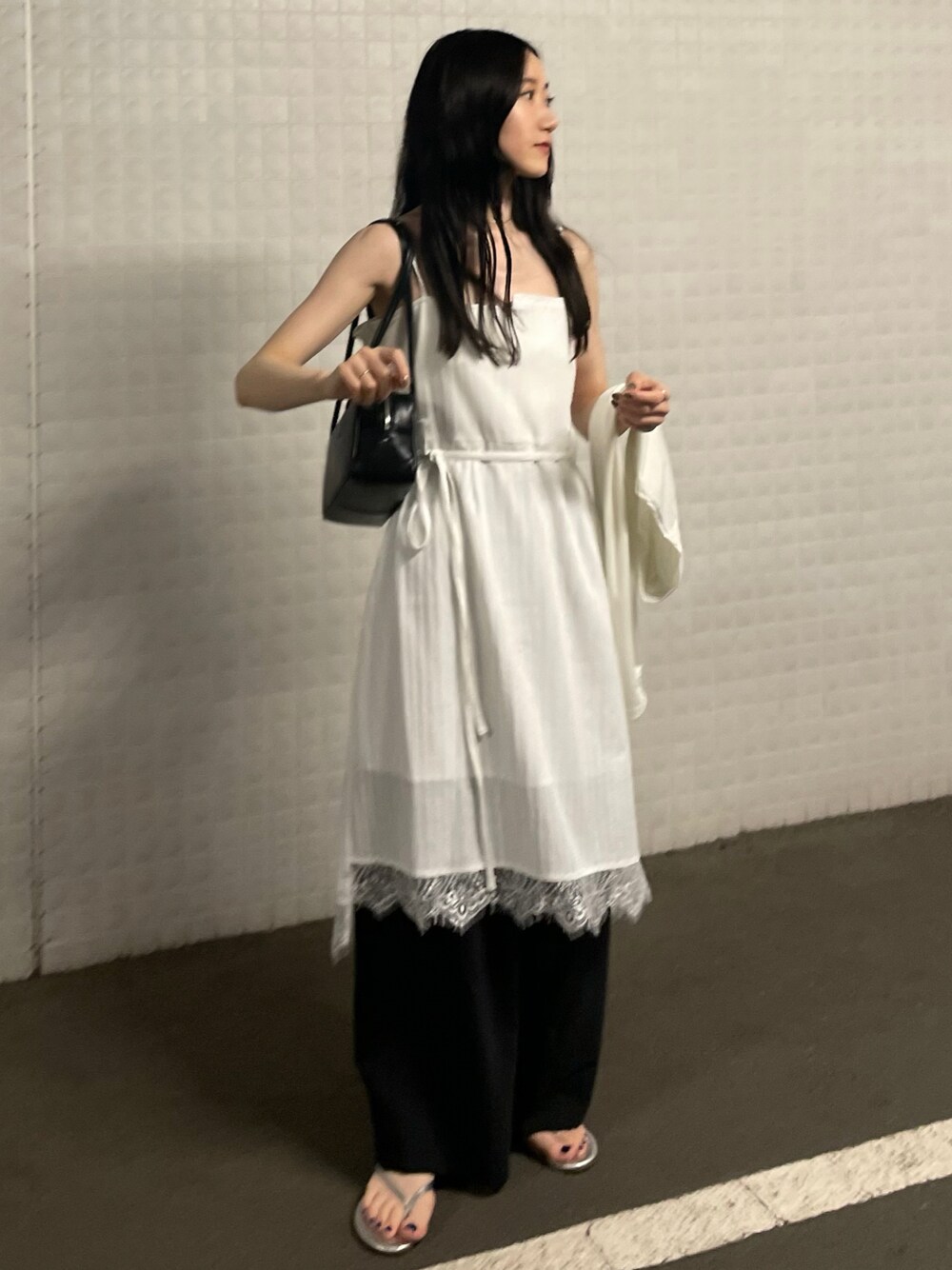 SIWEM（シウム）の「WIDE BELT TUCK PANTS（スラックス）」 - WEAR