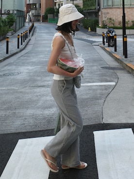 「アイテム（スウェットパンツ）」を使った、𝘼𝙕𝙐𝙎𝘼さん（レディース・153cm）の夏コーディネート