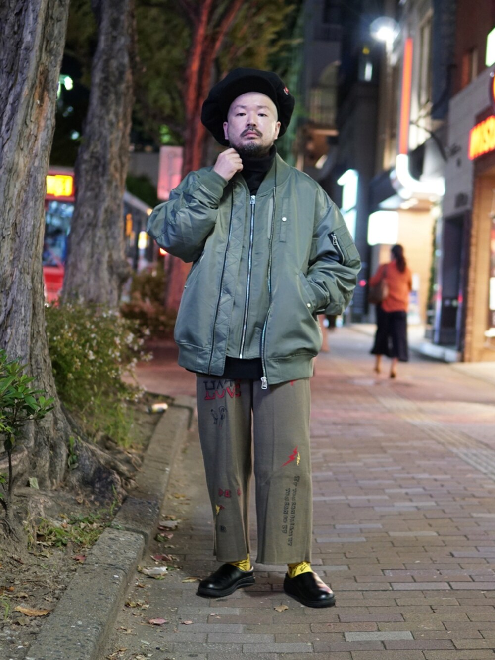 「originaljohn、monitaly、seivson、acrypsis、Misfit、Moonstar、moonstar810s、810S、fukuoka、burnerfukuoka、fukuokaselectshop」｜「masterkeyのmasterkey マスターキー / GRAFFITI-WIDE 落書きジャガードニットパンツ ワイドパンツ / MK22A-P-13-1（その他パンツ、グリーン系）」を使った、junk7629さん（メンズ・169cm）の秋コーディネートの1枚目の写真
