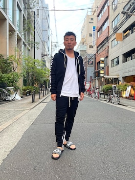「1piu1uguale3 RELAX（ウノピュウノウグァーレトレリラックス）のアイテム（パンツ）」を使った、shigeさん（メンズ・168cm）の夏コーディネート