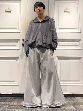 「HARE（ハレ）のアイテム（スウェットパンツ）」を使った、issin0006さん（メンズ・175cm）の秋コーディネート