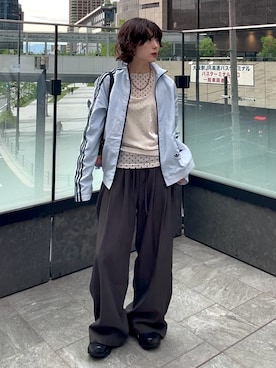 「アイテム（トップス）」を使った、Takahashiさん（レディース・157cm）の春コーディネート