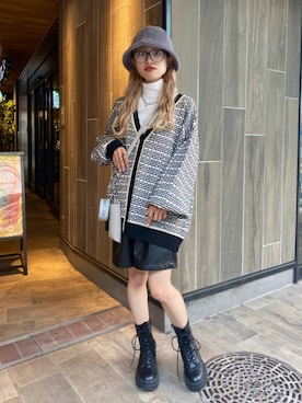 「アイテム（ハット、パープル系）」を使った、中村　未緒さん（レディース・153cm）の秋コーディネート