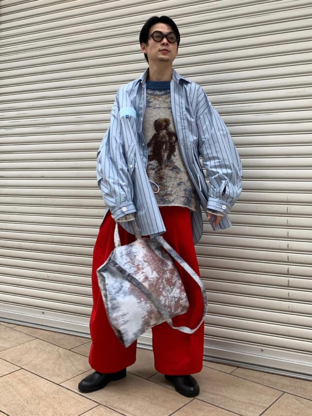 【SHINYA KOZUKA】SHOULDER TOTE WITH SPACE SHINYAKOZUKA（シンヤコヅカ）の「SHINYA KOZUKA /シンヤ コヅカ