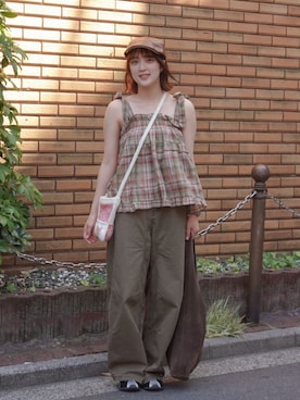 「BARELY BLUE（ベアリーブルー）のアイテム」を使った、あちょりさん（レディース・163cm）の春コーディネート
