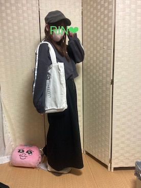 「ブラック×ホワイト」｜「アイテム（スウェット）」を使った、𝓡𝓲𝓷✮𝓡𝓲𝓷夏Ver.さん（レディース・153cm）の冬コーディネート