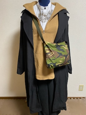 「VANQUISH（ヴァンキッシュ）のアイテム（アクセサリー）」を使った、agiさん（レディース・163cm）の春コーディネート