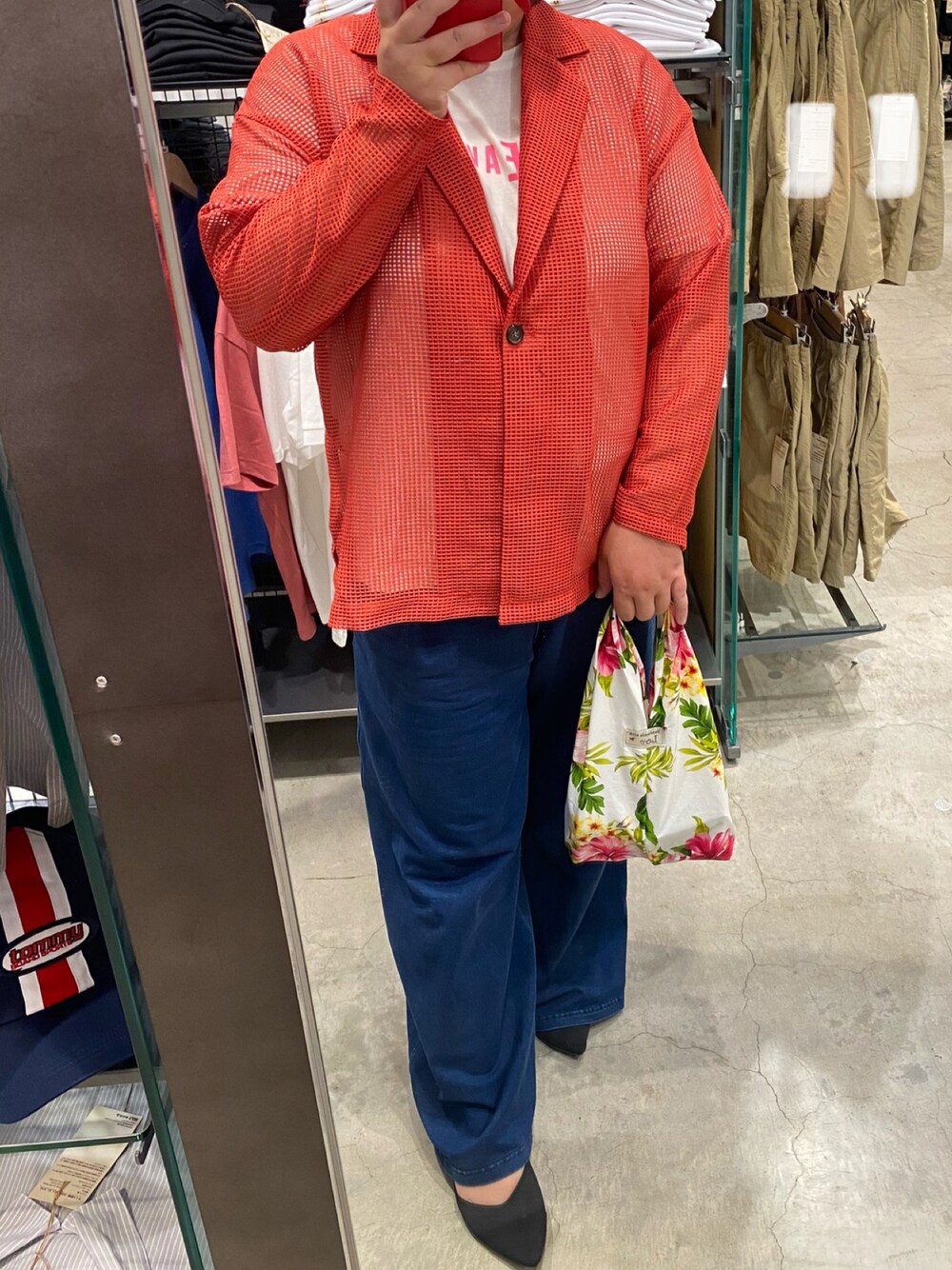 シアーメッシュジャケットを使った人気ファッション