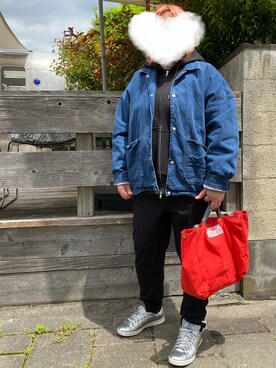 「シルバー」｜「アイテム（スウェットパンツ）」を使った、agiさん（レディース・163cm）の春コーディネート