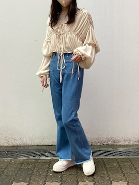 小坂祐美さんのコーディネート