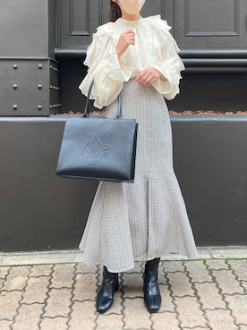 小坂祐美さんのコーディネート