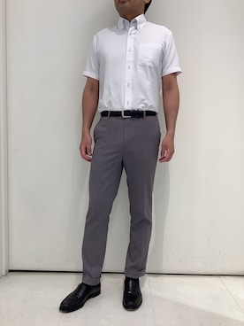 「TOKYO SHIRTS（トウキョウシャツ）の形態安定ノンアイロン ボタンダウン 半袖ビジネスワイシャツ（ビジネスシャツ、パープル系）」を使った、BRICK HOUSE シャツ工房 大和郡山イオンモール店さん（メンズ・176cm）の春コーディネート