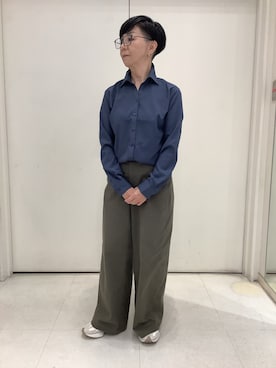 「アイテム（ビジネスシャツ）」を使った、BRICK HOUSE シャツ工房 大和郡山イオンモール店さん（レディース・152cm）の秋コーディネート