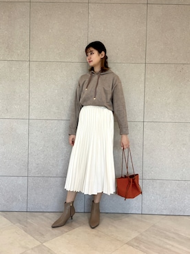 「オフホワイト」｜「アイテム（トートバッグ）」を使った、salt*°さん（レディース・167cm）の秋コーディネート
