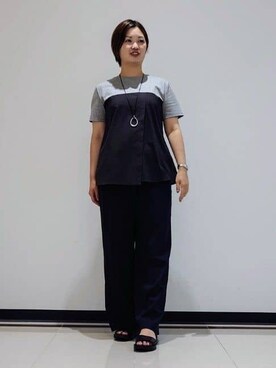 「INDIVI（インディヴィ）の新色登場！【雑誌掲載/褒められパンツ／洗える】ウエストゴムワイドタックパンツ（その他パンツ、ブルー系）」を使った、gissyさん（レディース・161cm）の夏コーディネート