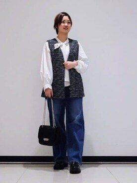 「INDIVI（インディヴィ）の【2点セット／洗える／セレモニー】ツイードジレ＆ボウタイブラウス（その他トップス、ブルー系）」を使った、gissyさん（レディース・161cm）の冬コーディネート