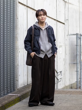 「アイテム（デジタル腕時計）」を使った、ともきさん（メンズ・168cm）の秋コーディネート