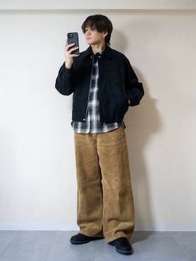 「アイテム（デジタル腕時計）」を使った、ともきさん（メンズ・168cm）の秋コーディネート