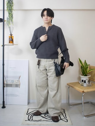 「WYM LIDNM(ウィム バイ リドム)のCURVED CORDUROY 5P PANTS(その他パンツ)」を使った、ともきさん(メンズ・168cm)の秋コーディネート