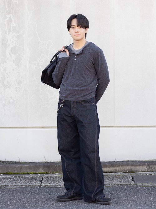 「WYM LIDNM(ウィム バイ リドム)のVINTAGE WASHED CURVED DENIM(デニムパンツ)」を使った、ともきさん(メンズ・168cm)の秋コーディネート