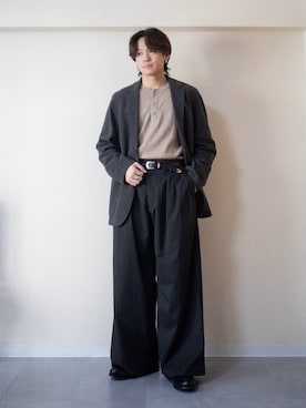 「アイテム（スラックス）」を使った、ともきさん（メンズ・168cm）の冬コーディネート