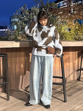 「アイテム（ボディバッグ/ウエストポーチ）」を使った、YOSHIEさん（レディース・156cm）の秋コーディネート