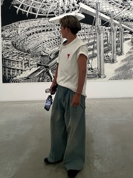 「soerte（ソエルテ）のWIDE BUGGY VINTAGE LIKE DENIM PANTS " MUD DYEING / WASHED "/ワイドバギーヴィンテージライクデニムパンツ（デニムパンツ）」を使った、B/低身長コーデさん（メンズ・155cm・10代）の秋コーディネート