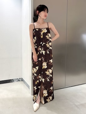 「アイテム（チューブトップ）」を使った、MIESROHEさん（レディース・155cm）の夏コーディネート
