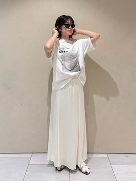 「MIESROHE（ミースロエ）のキュプライージーナロースカート（Skirt、ホワイト系）」を使った、MIESROHEさんの春コーディネート